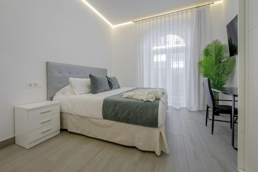 Suara Apartamentos 2 マドリード エクステリア 写真