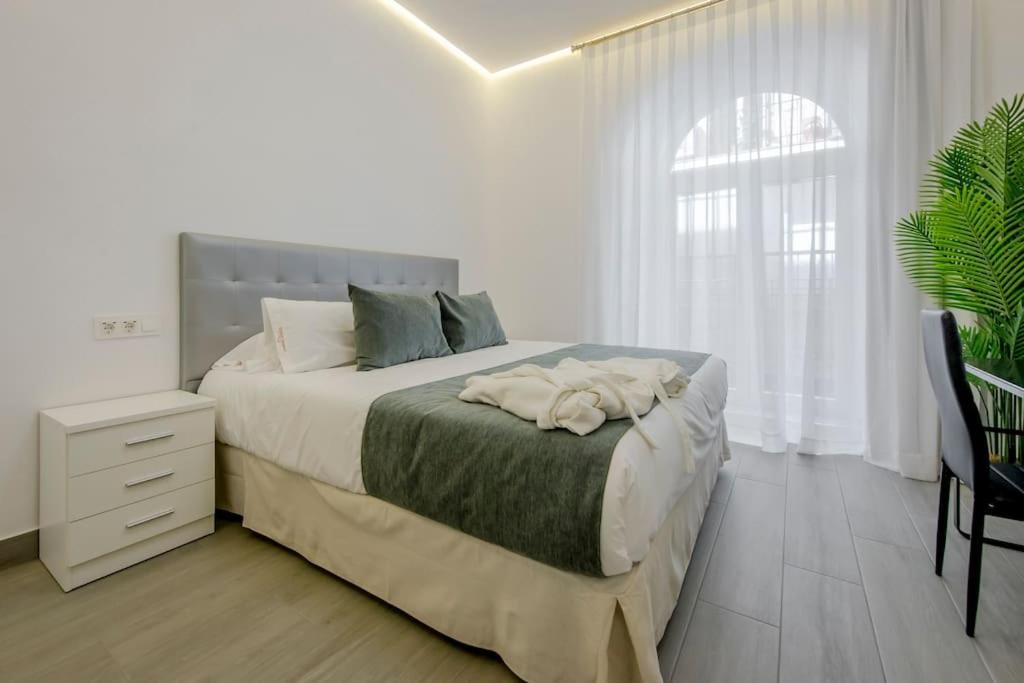 Suara Apartamentos 2 マドリード エクステリア 写真
